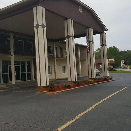 Econo Lodge フォレスト・シティ エクステリア 写真