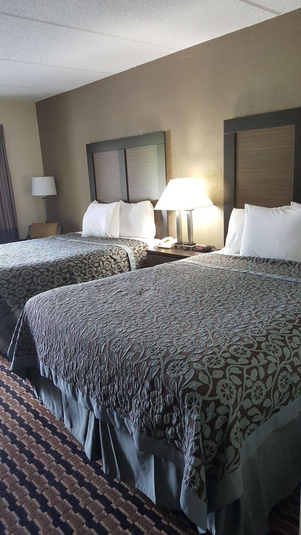 Econo Lodge フォレスト・シティ エクステリア 写真